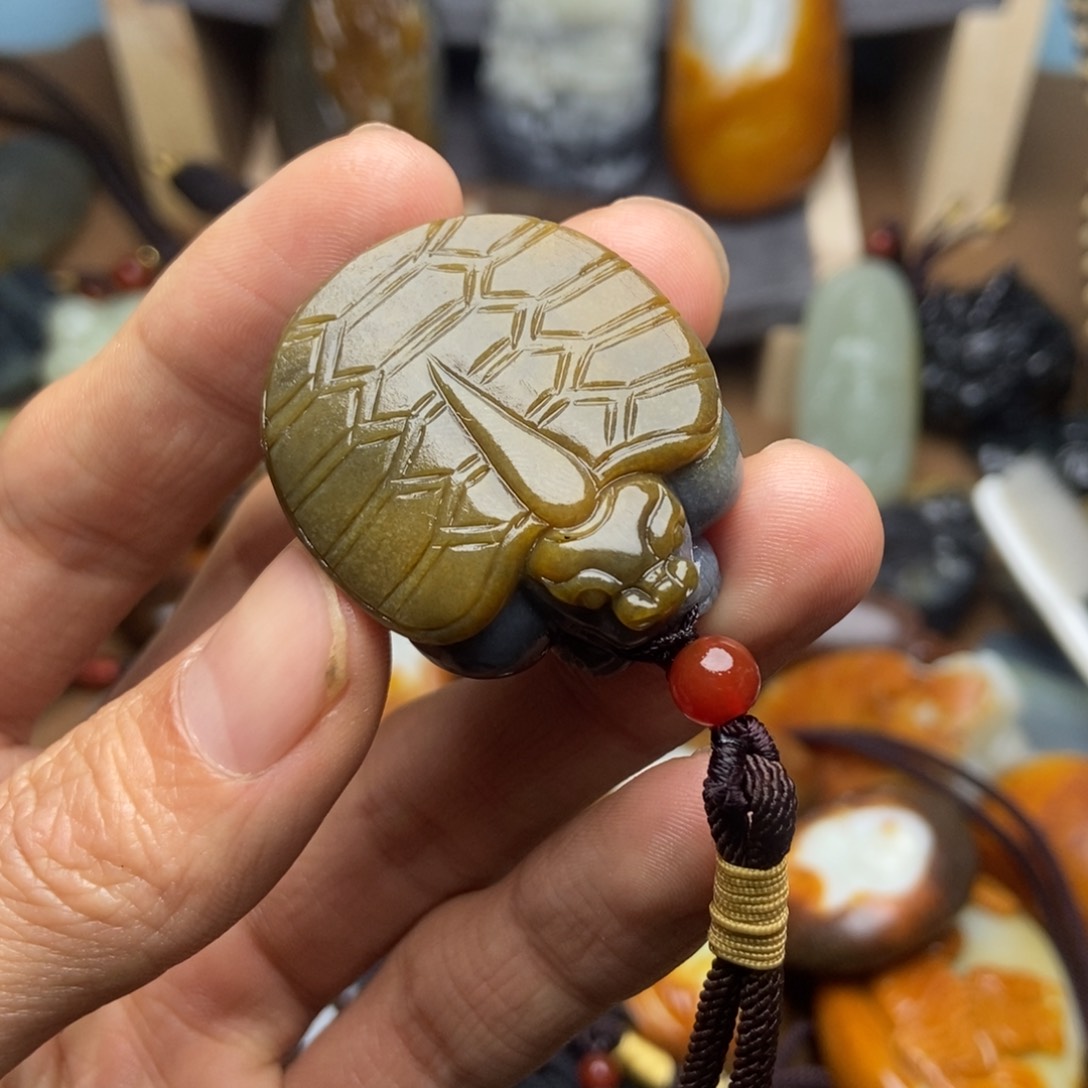 和田玉挂件未镶嵌