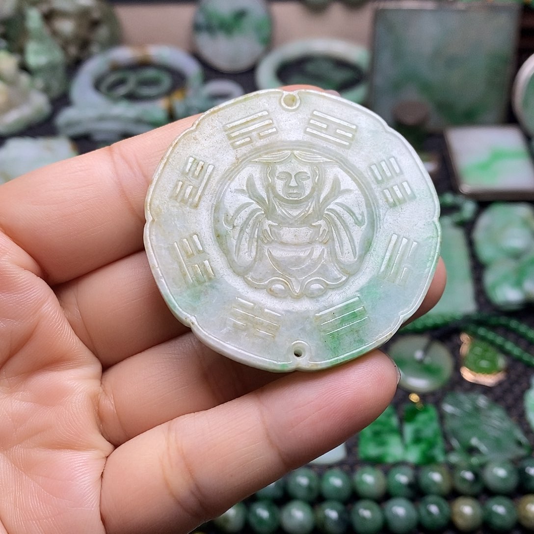 翡翠挂件未镶嵌缅甸天然翡翠童子八挂图