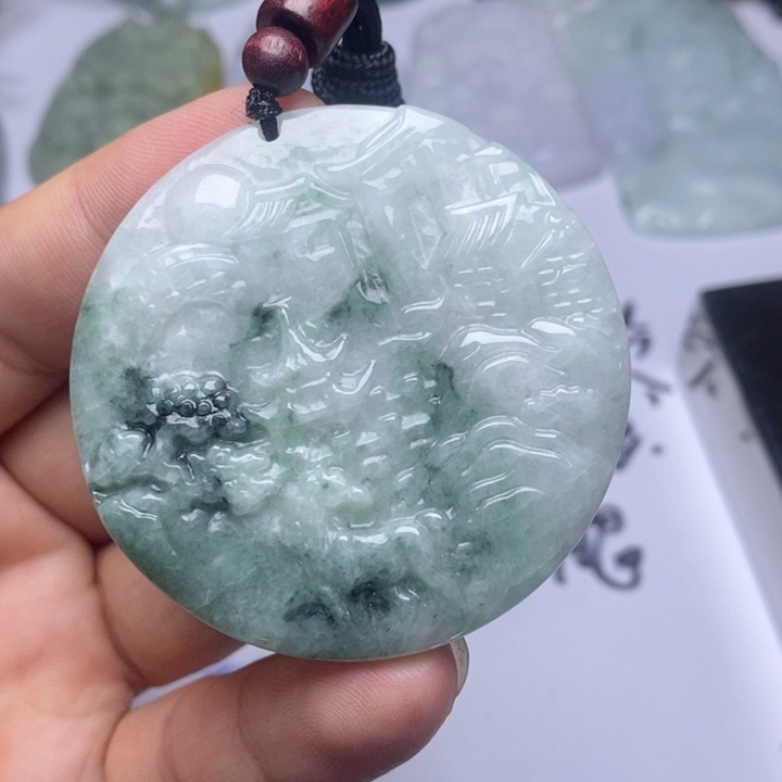 颈饰未镶嵌翡翠翡翠