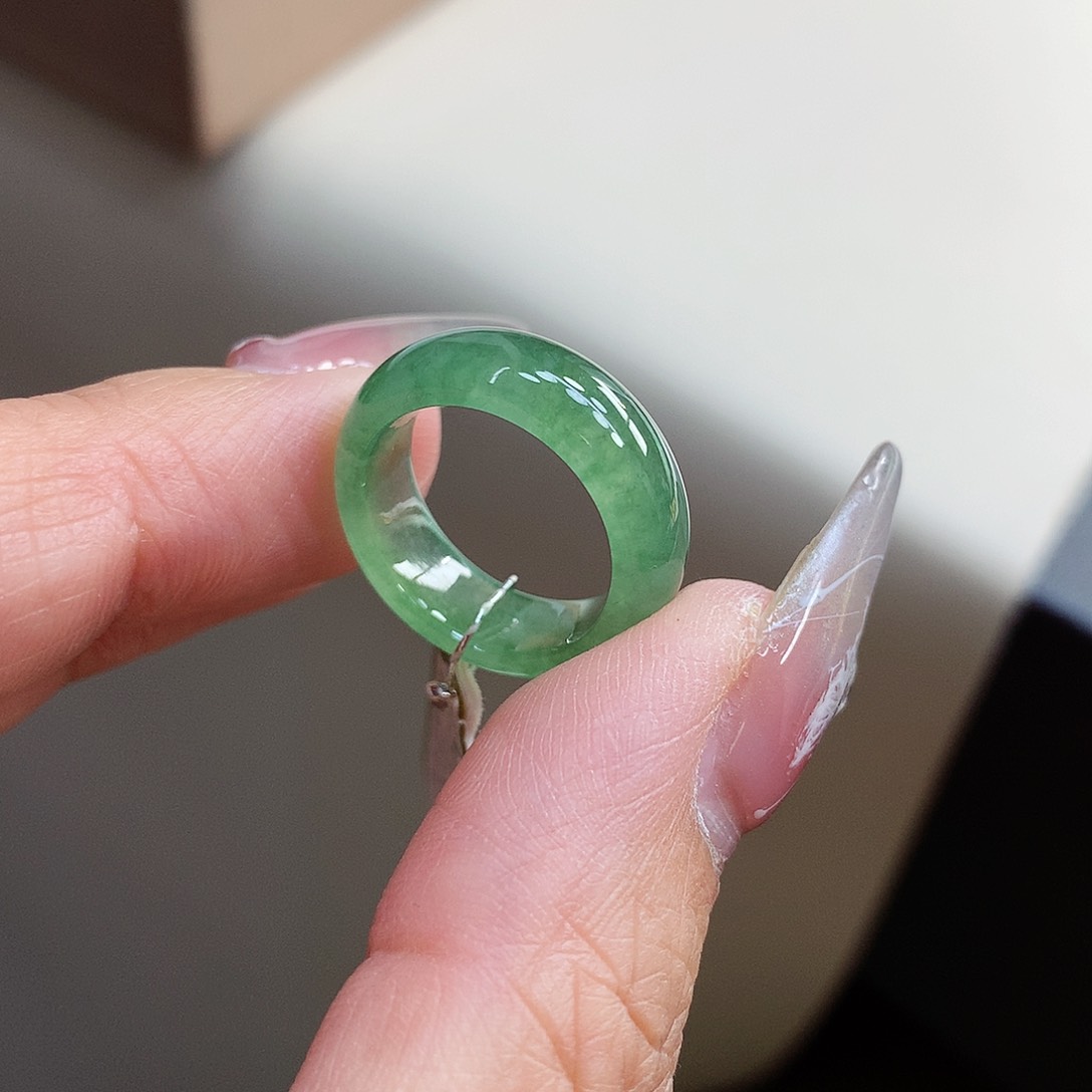 翡翠戒指未镶嵌9号