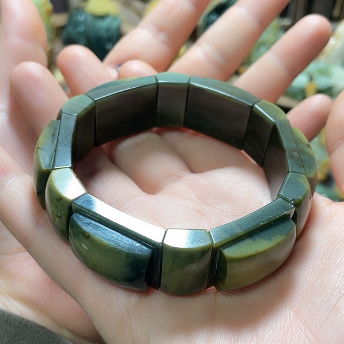 【闪购商品】岫岩河磨玉（透闪石质玉）把件未镶嵌占**申