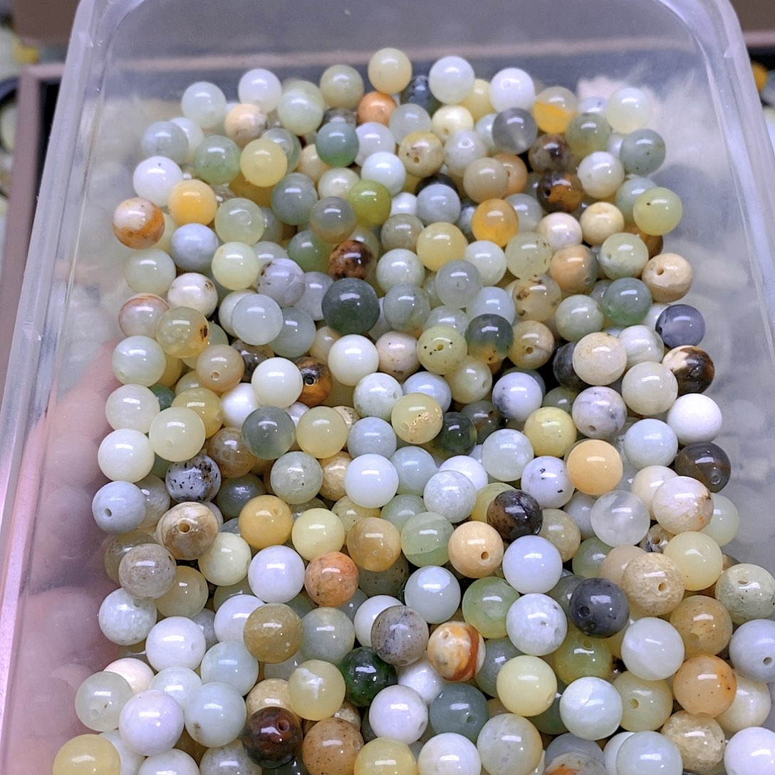 蛇纹石玉颈饰未镶嵌6