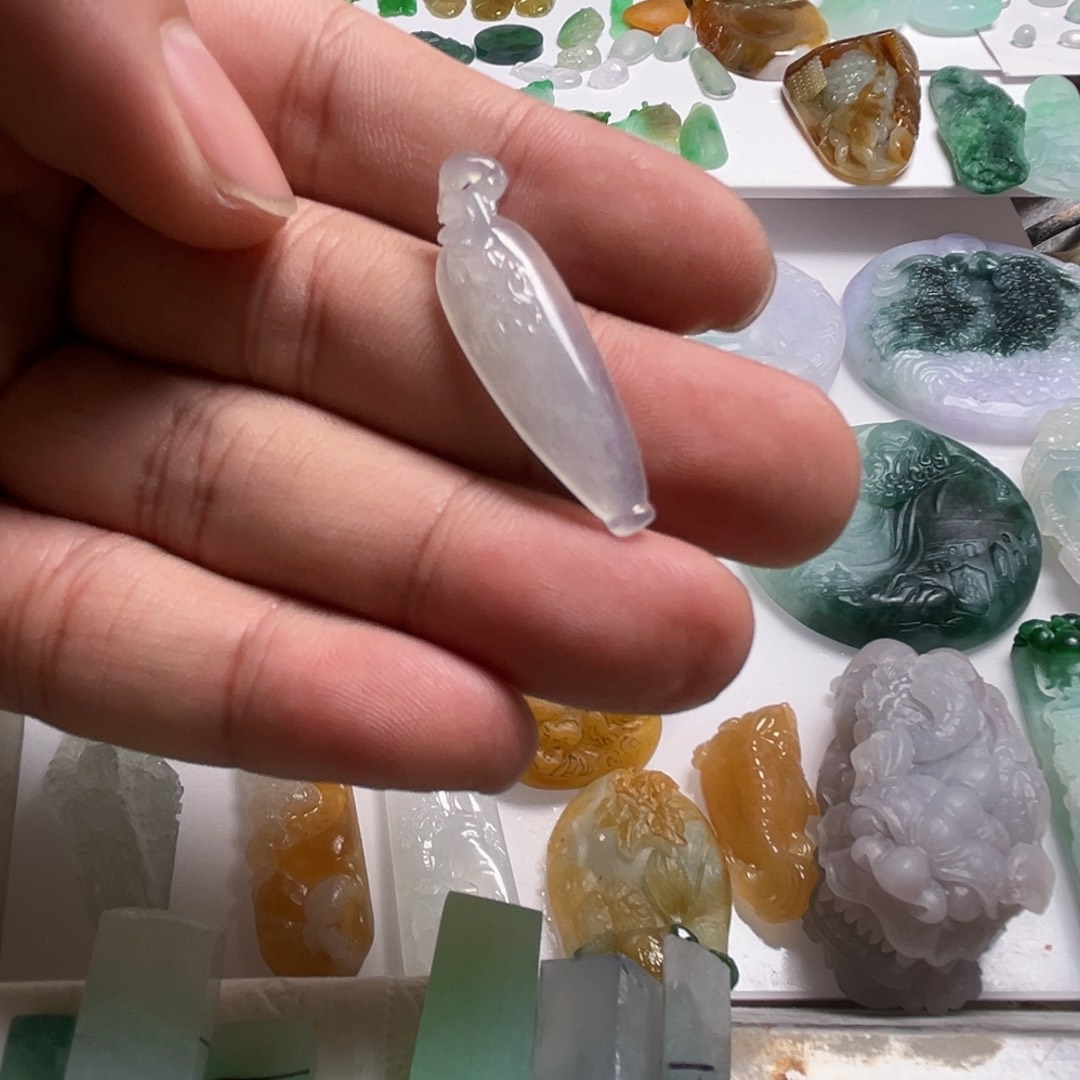 翡翠未镶嵌颈饰天然翡翠