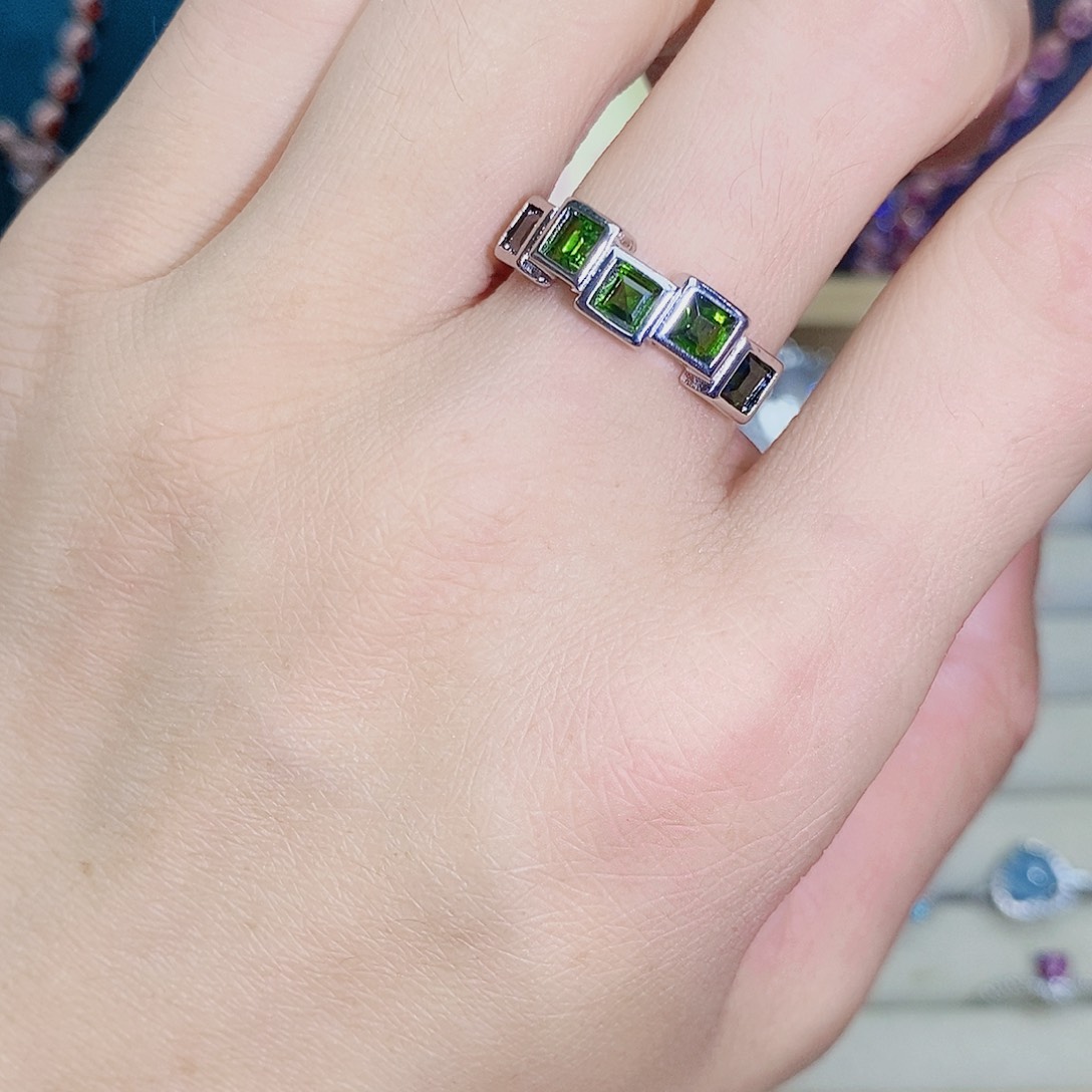 戒指透辉石未镶嵌