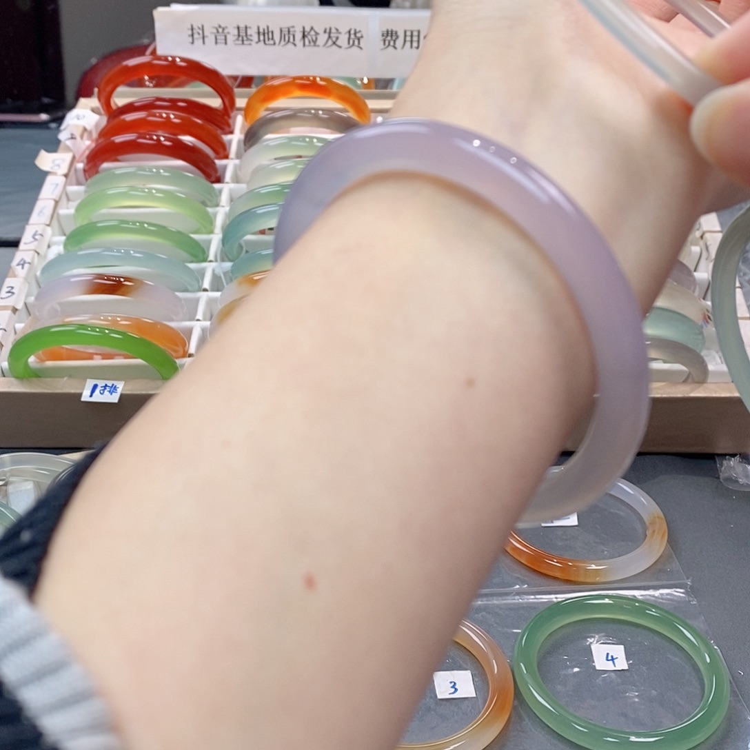 玛瑙/玉髓手镯未镶嵌?*?