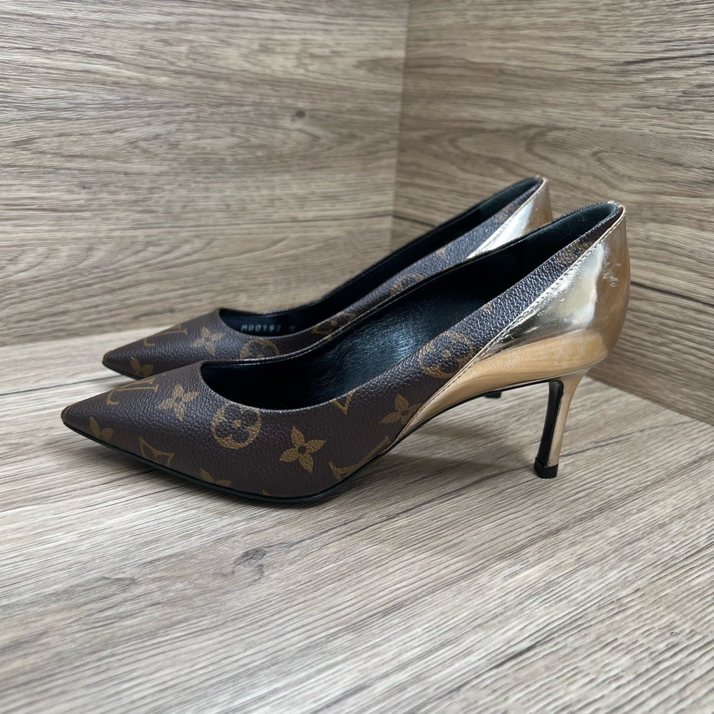99新 LouisVuitton/路易威登 Cherie 金棕满印高跟鞋 35.5码