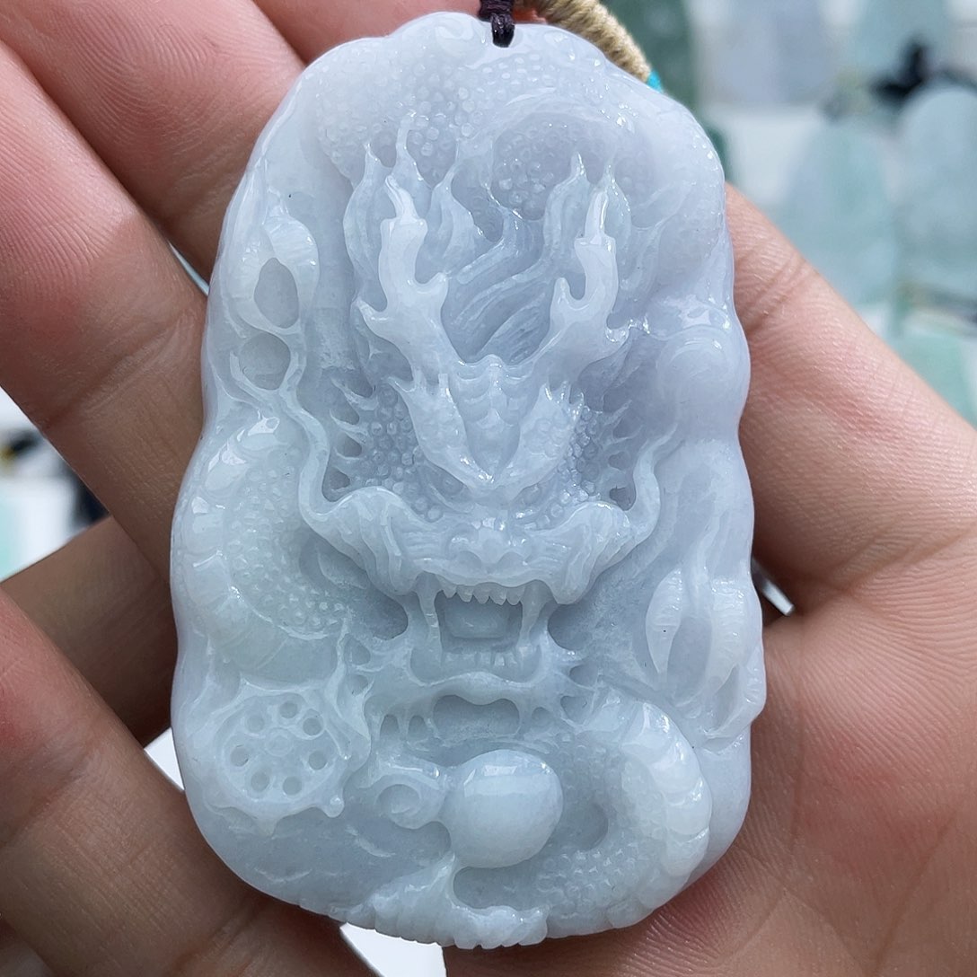 颈饰未镶嵌翡翠無**月翡翠
