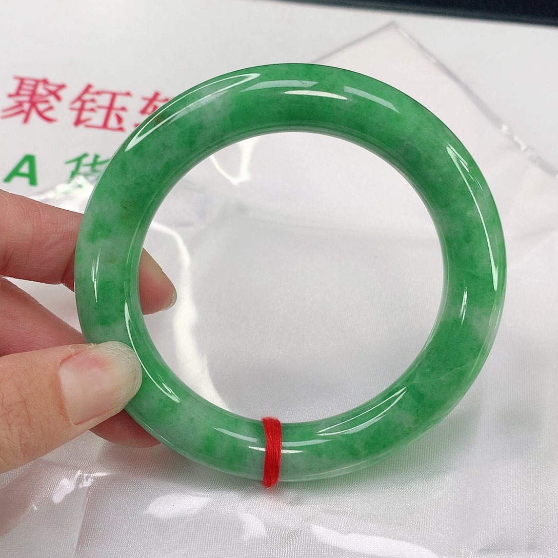 翡翠手镯未镶嵌缅甸天然翡翠圆条手镯08