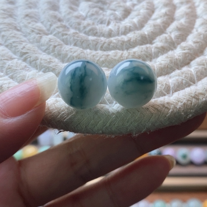 未镶嵌定制翡翠飘花圆珠二选一 有瑕 买断不退换