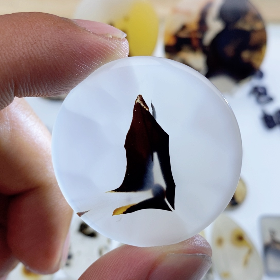 玛瑙/玉髓颈饰未镶嵌