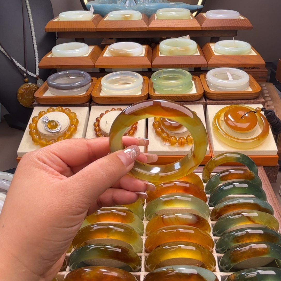 蛇纹石玉未镶嵌57-58