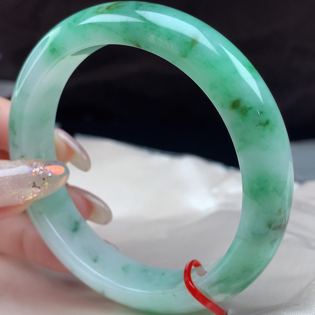 翡翠未镶嵌手镯96833，