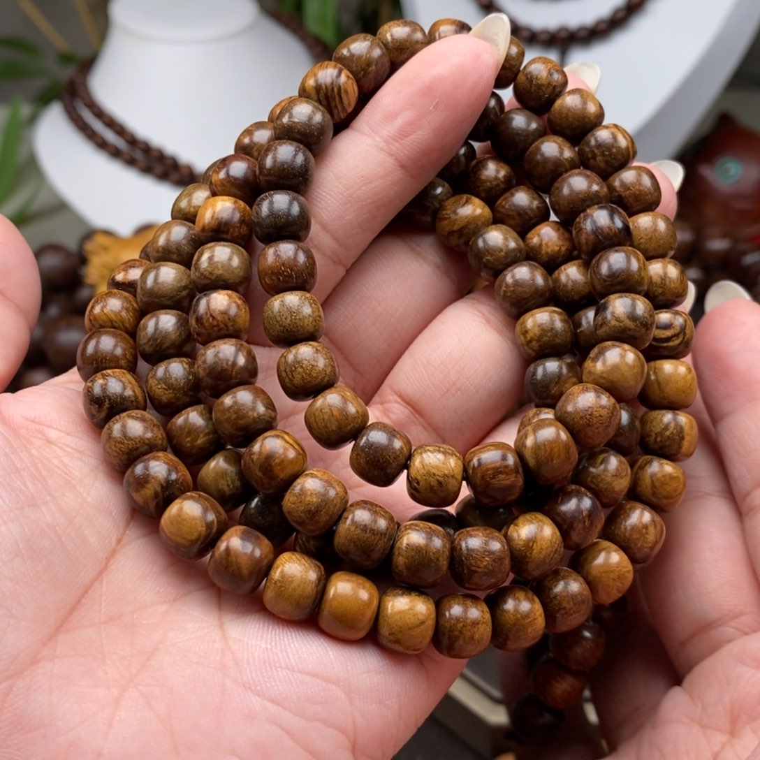 贡木手串/手链贡木8×9绿留疤