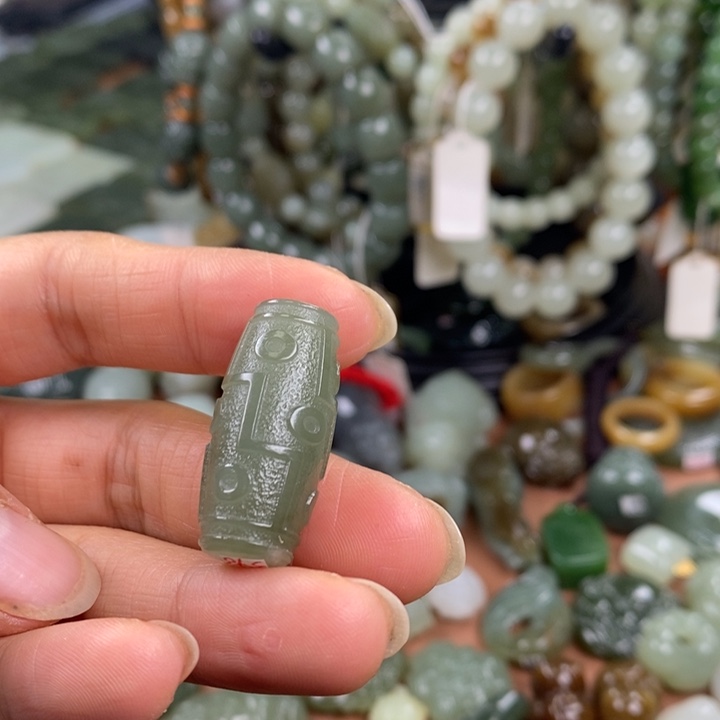 和田玉未镶嵌手链予