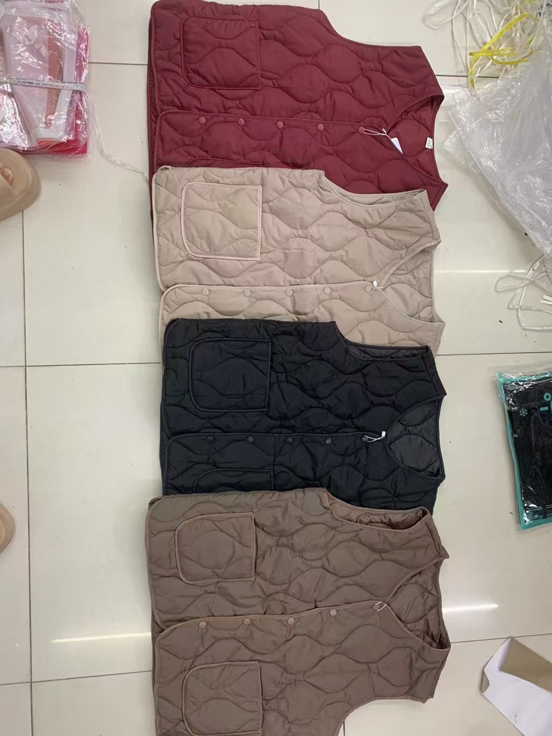 保暖V领新中式防风冬季女棉马甲常规款简约风常规