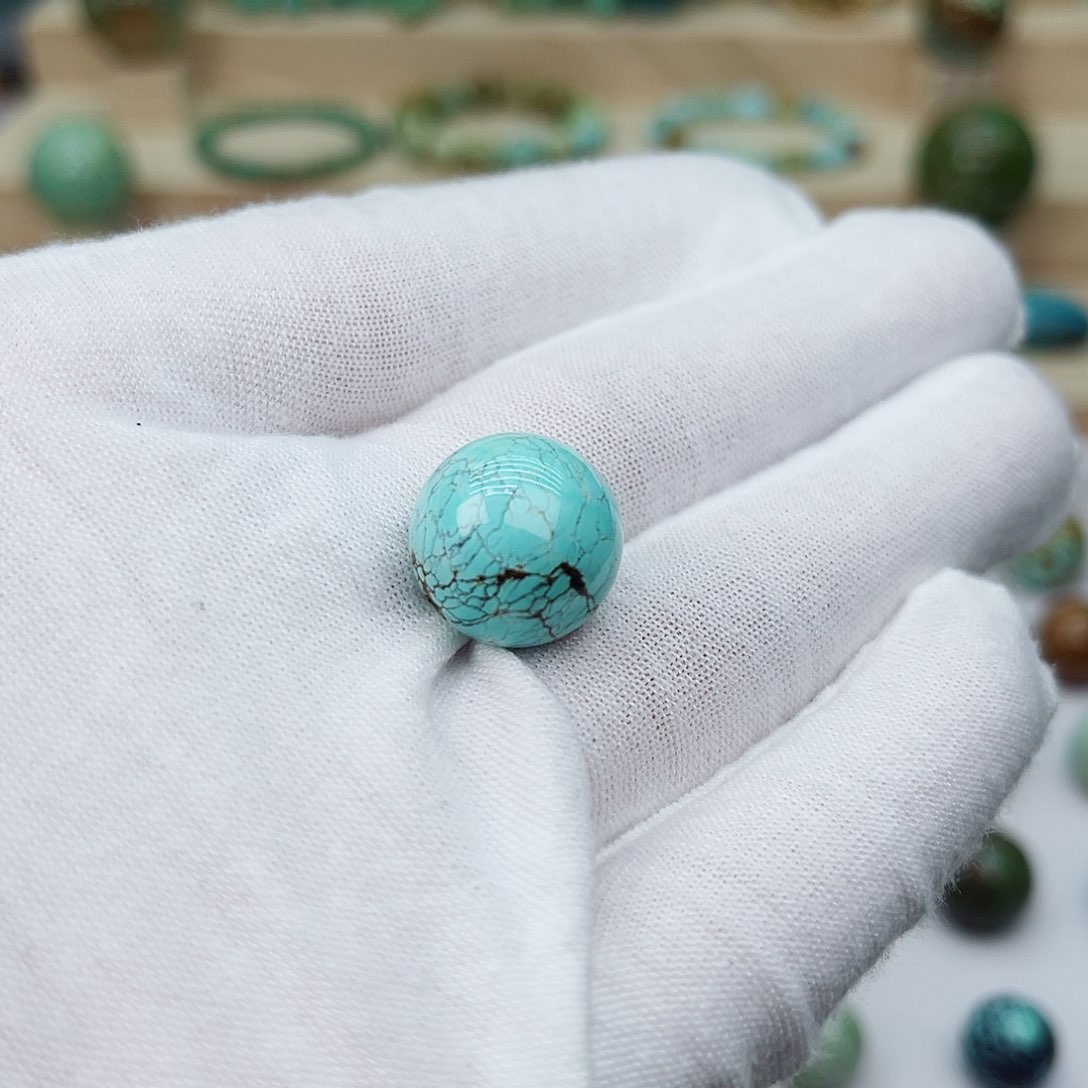 未镶嵌绿松石珠宝奇石