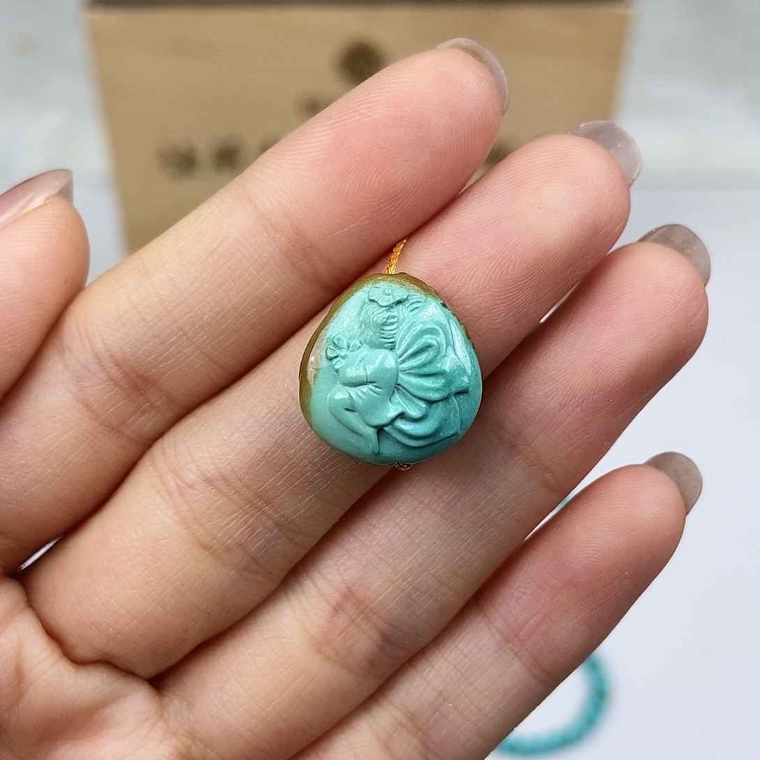 绿松石未镶嵌珠宝奇石