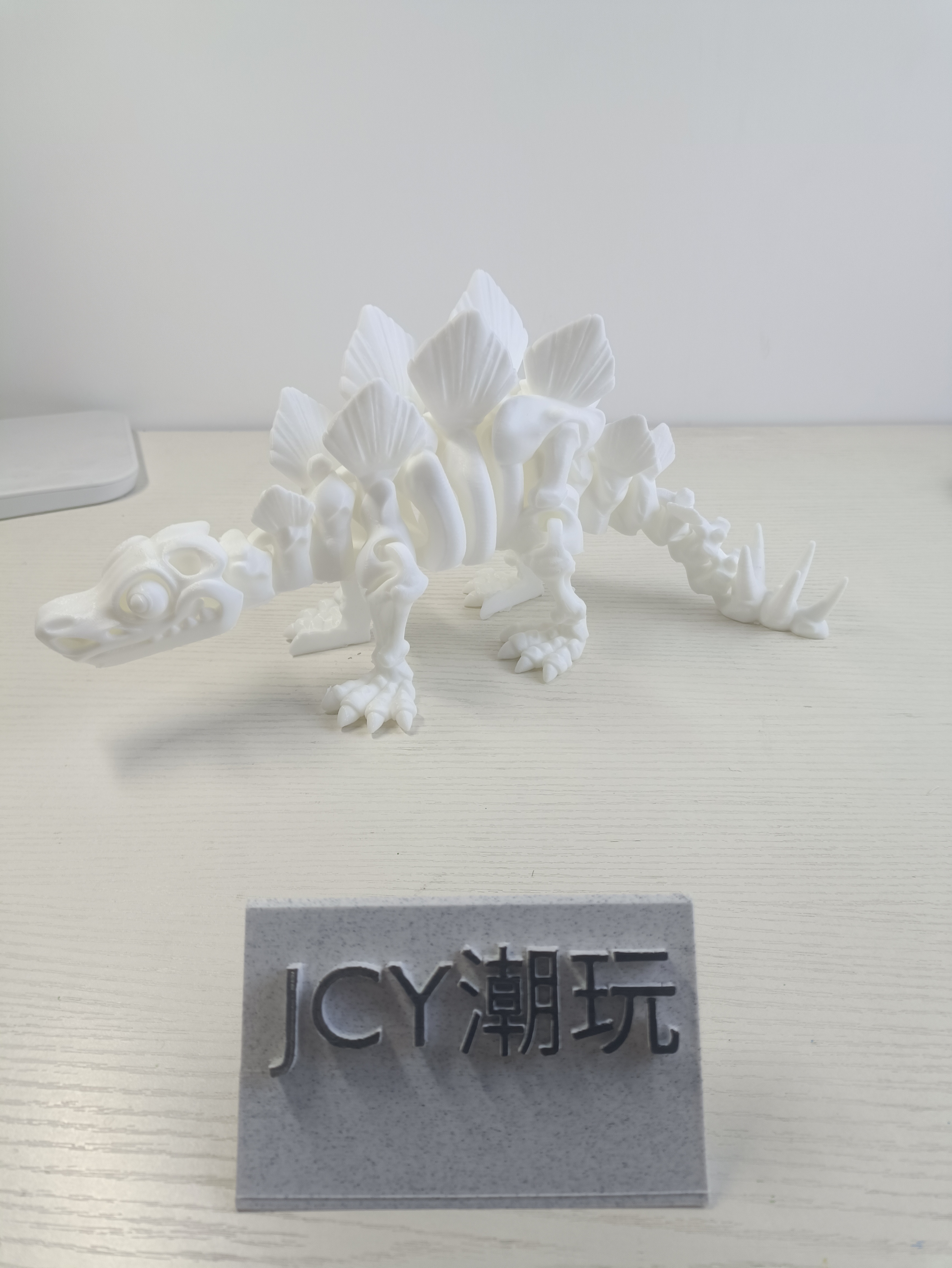 大尺寸全身关节可动炫酷剑齿龙模型装饰品