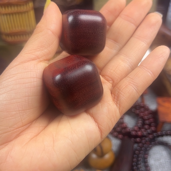 染料紫檀（血檀）手把