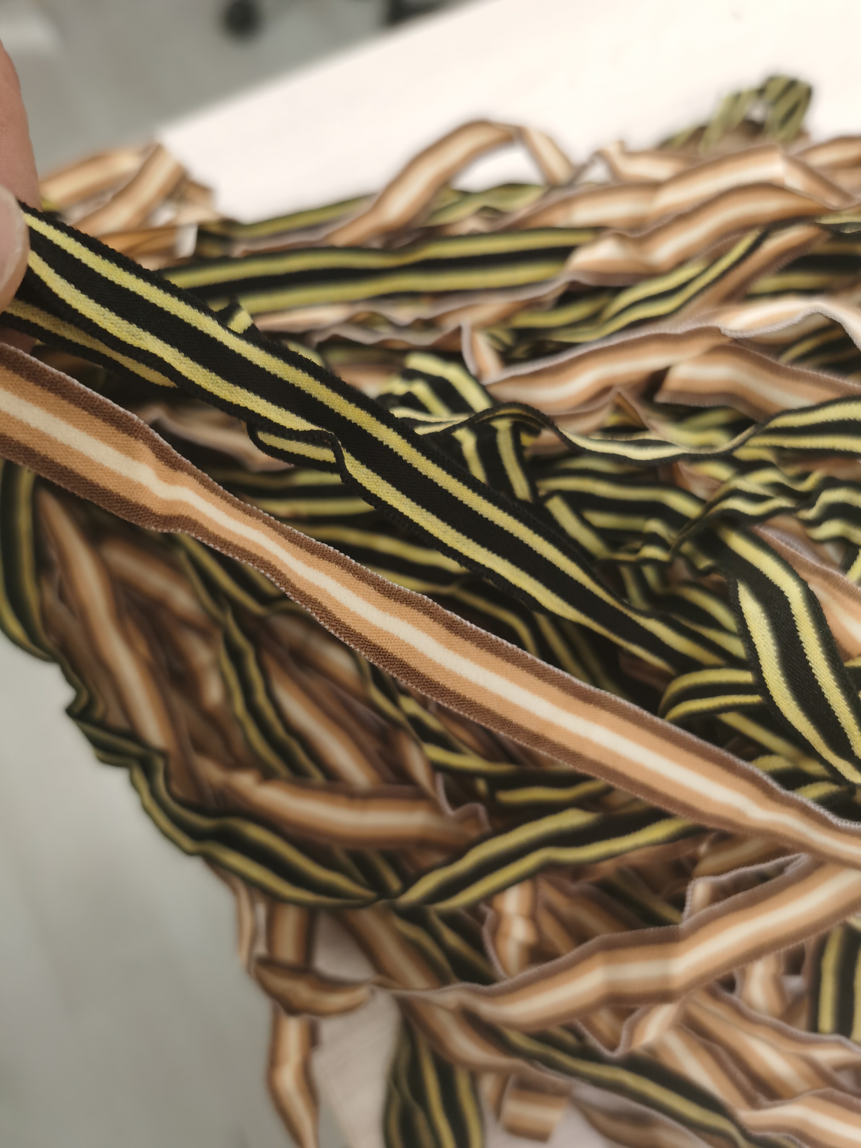 深彩色织带1厘米X60米