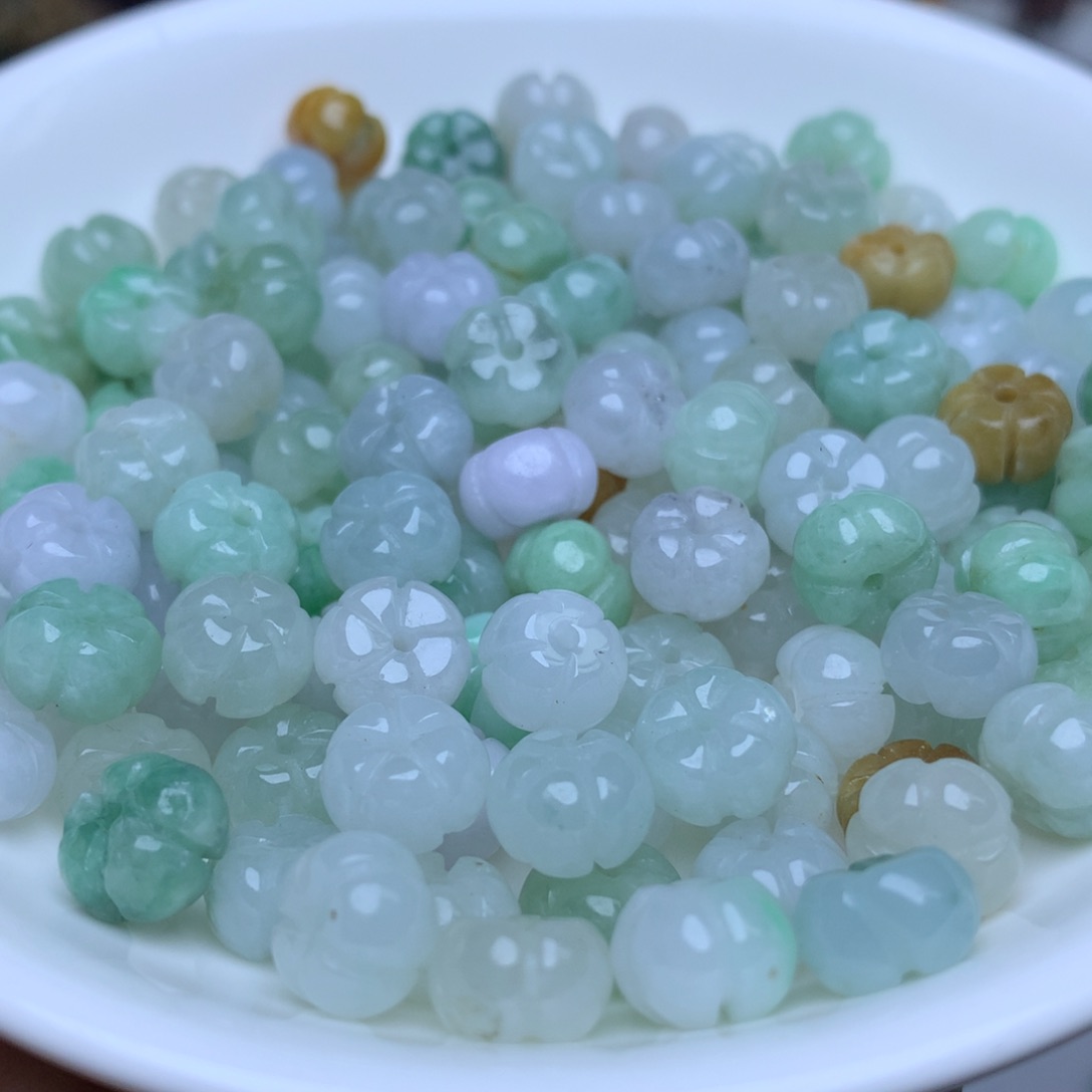 【闪购商品】翡翠手链未镶嵌卡5.3乘8冰三彩南瓜28个