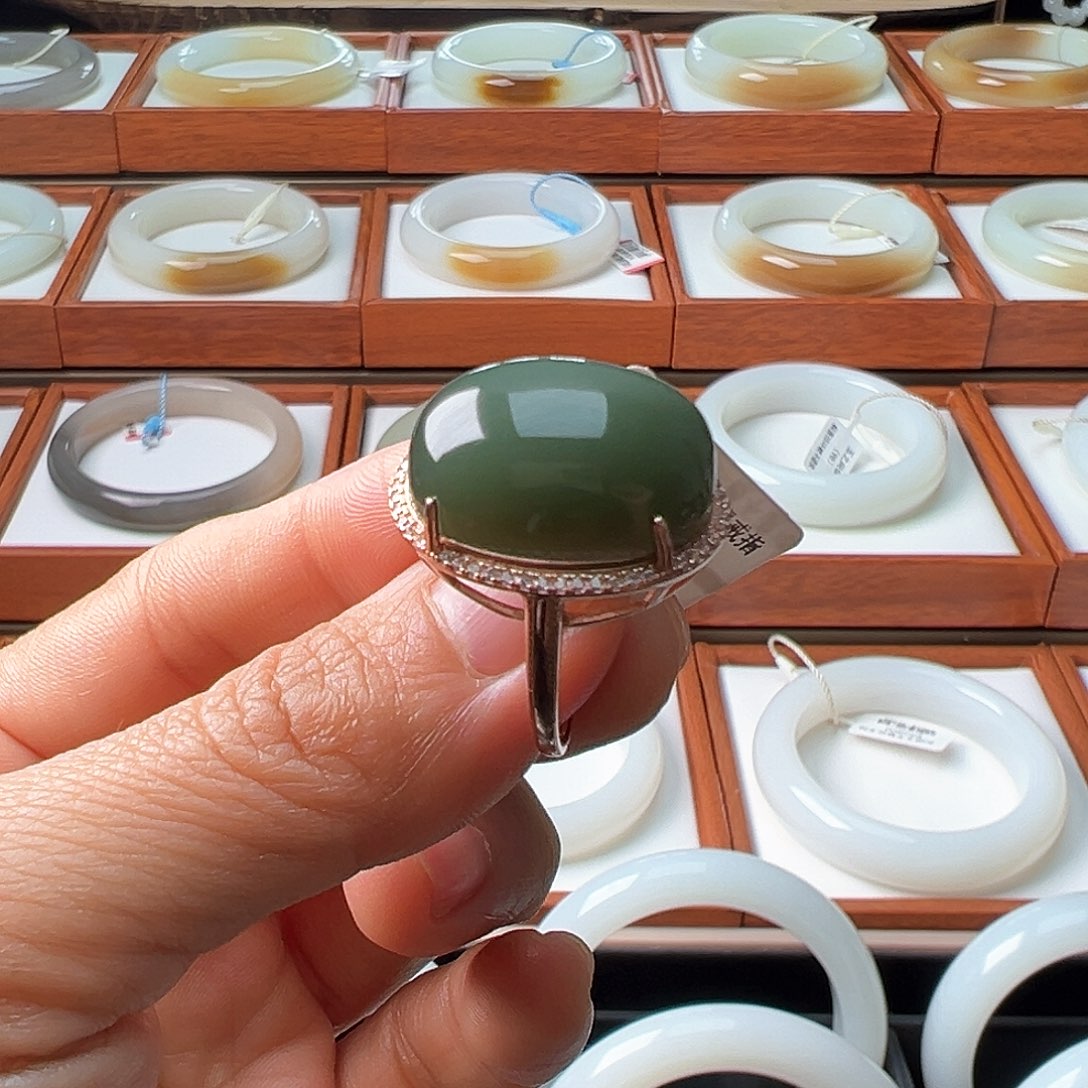 和田玉颈饰银S925镶嵌