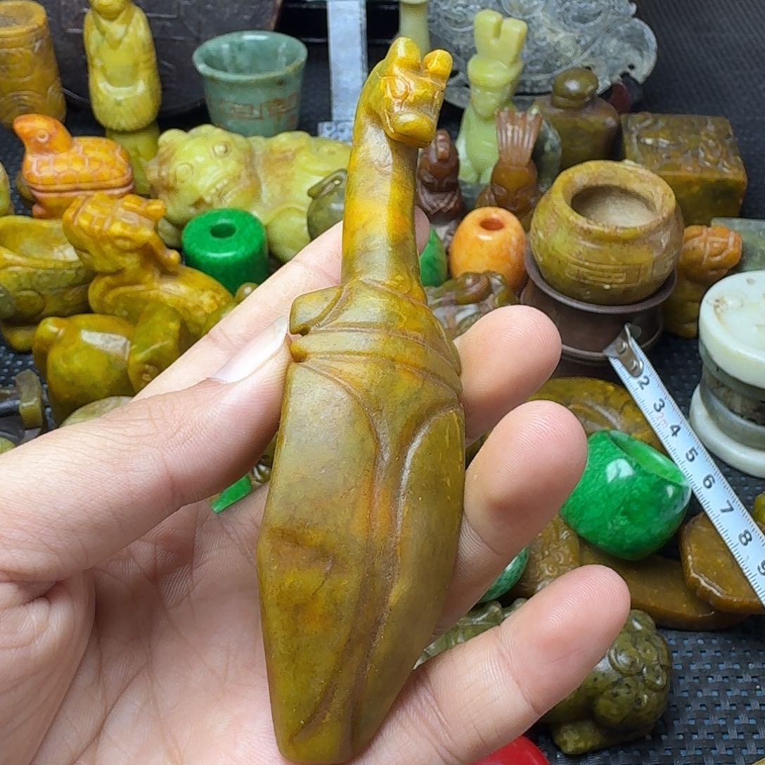 白玉菩提吊坠。。。