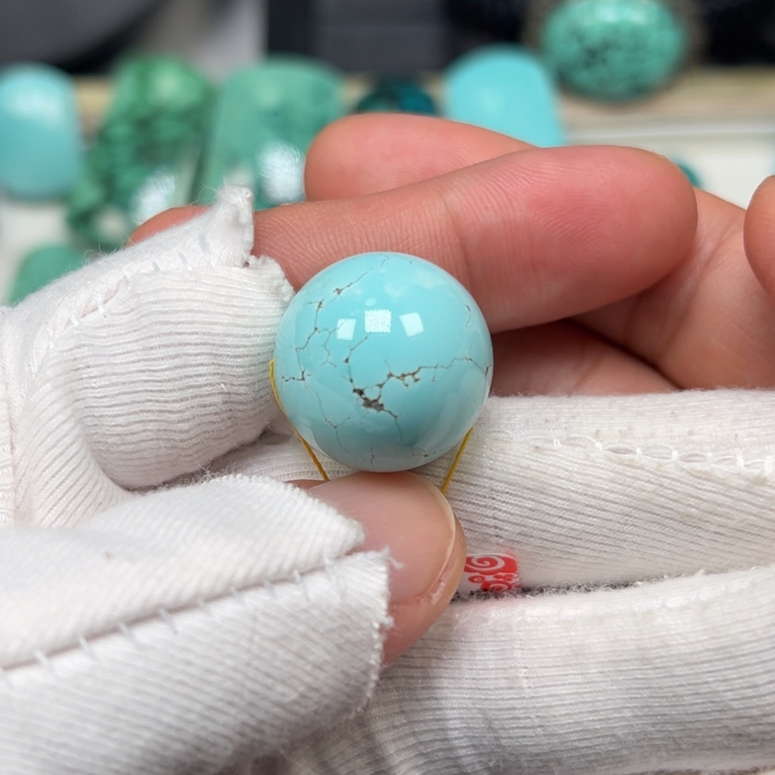 努***!绿松石未镶嵌珠宝奇石