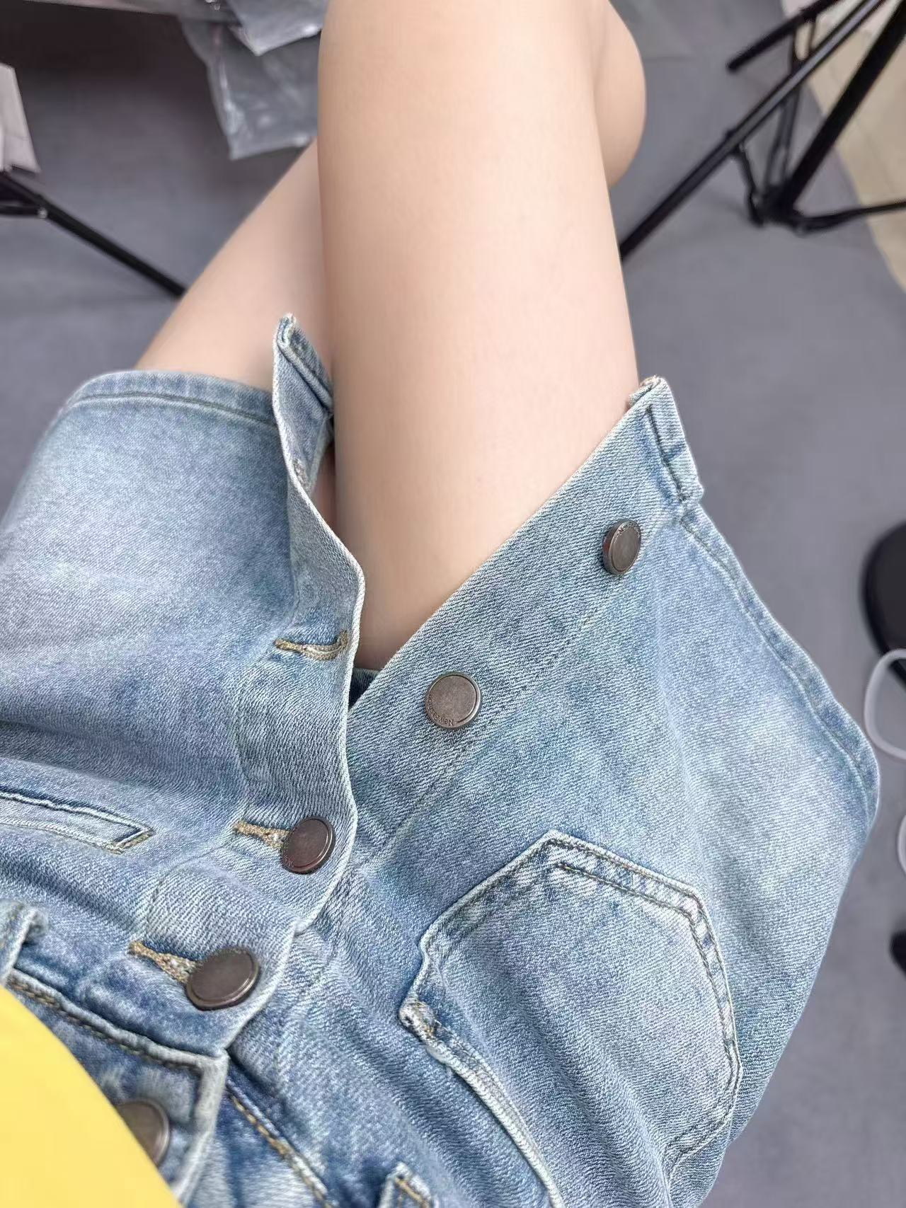 （北）百搭显瘦韩版夏季辣妹休闲破洞设计感牛仔短裤高腰短裤牛仔