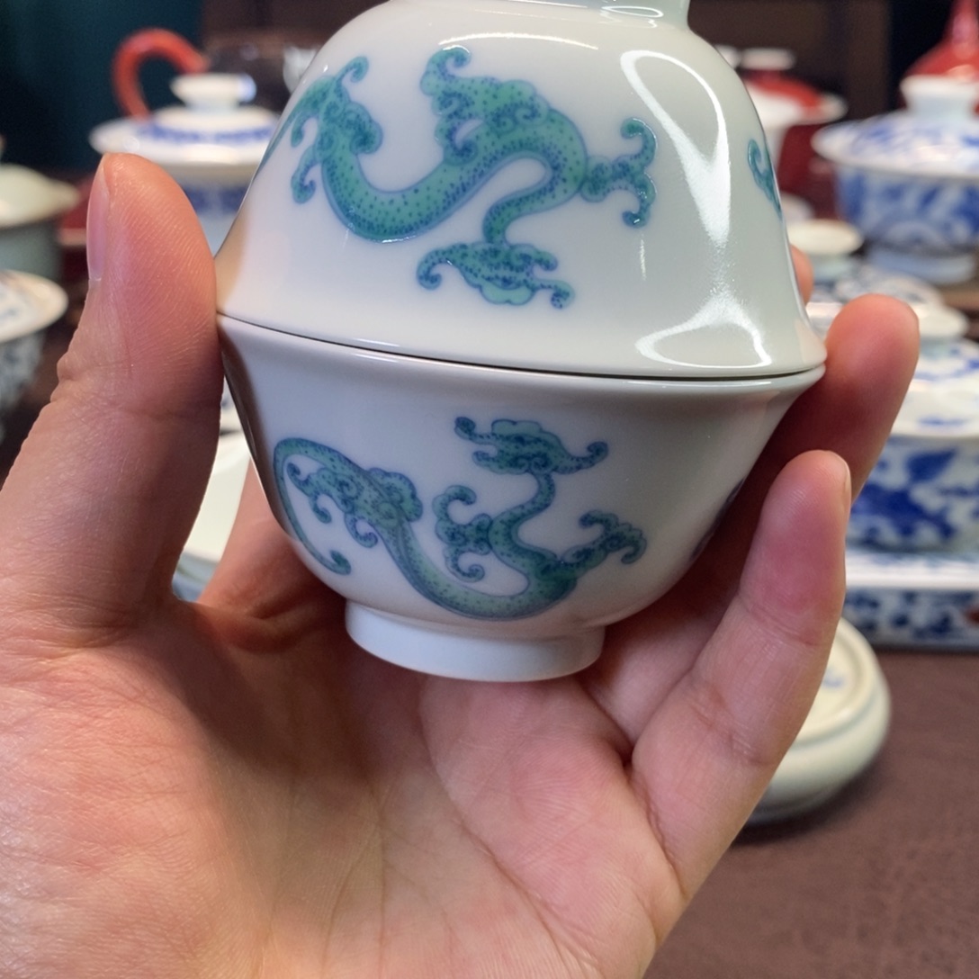 碗斗彩螭龙纹撇口对杯70cc 两只。