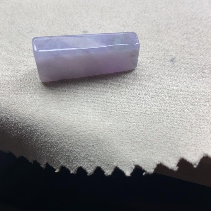 翡翠颈饰未镶嵌吊坠