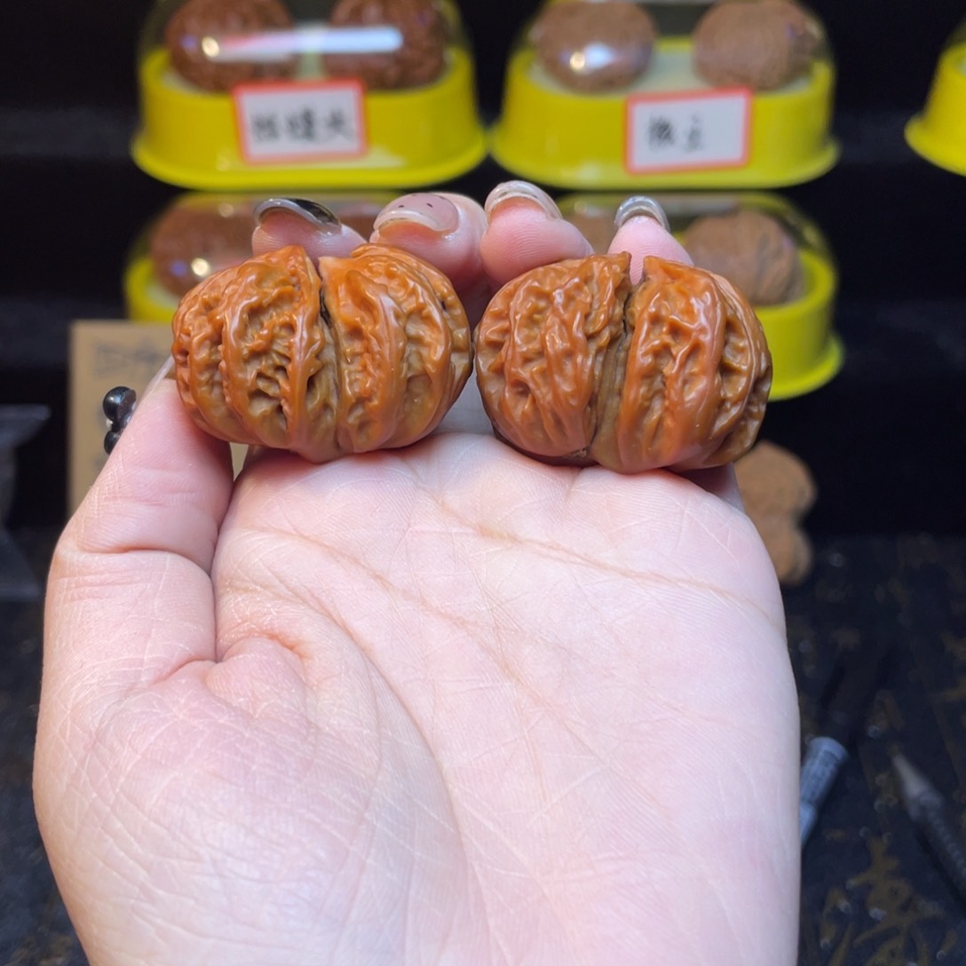 文玩核桃把件我***天秋子