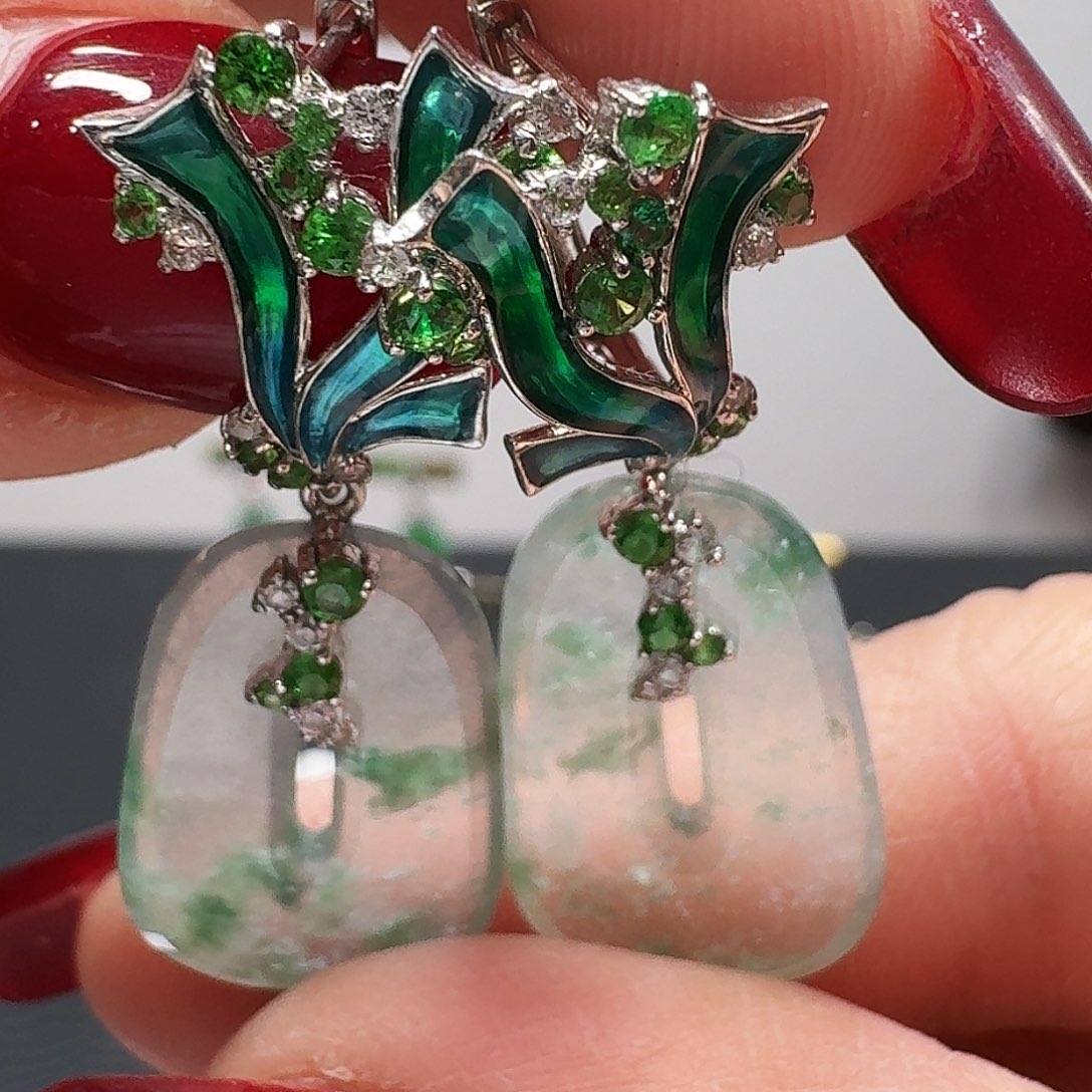 翡翠耳饰18K金镶嵌耳饰