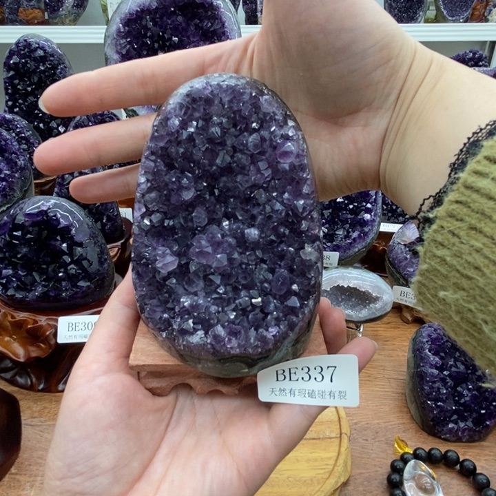 紫晶大型摆件（非配饰）未镶嵌