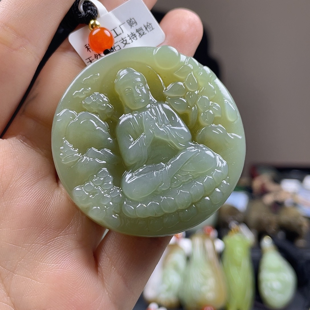 和田玉未镶嵌颈饰