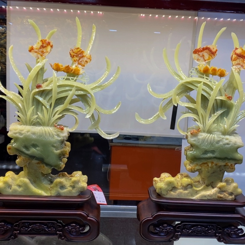 【闪购商品】蛇纹石玉未镶嵌摆件