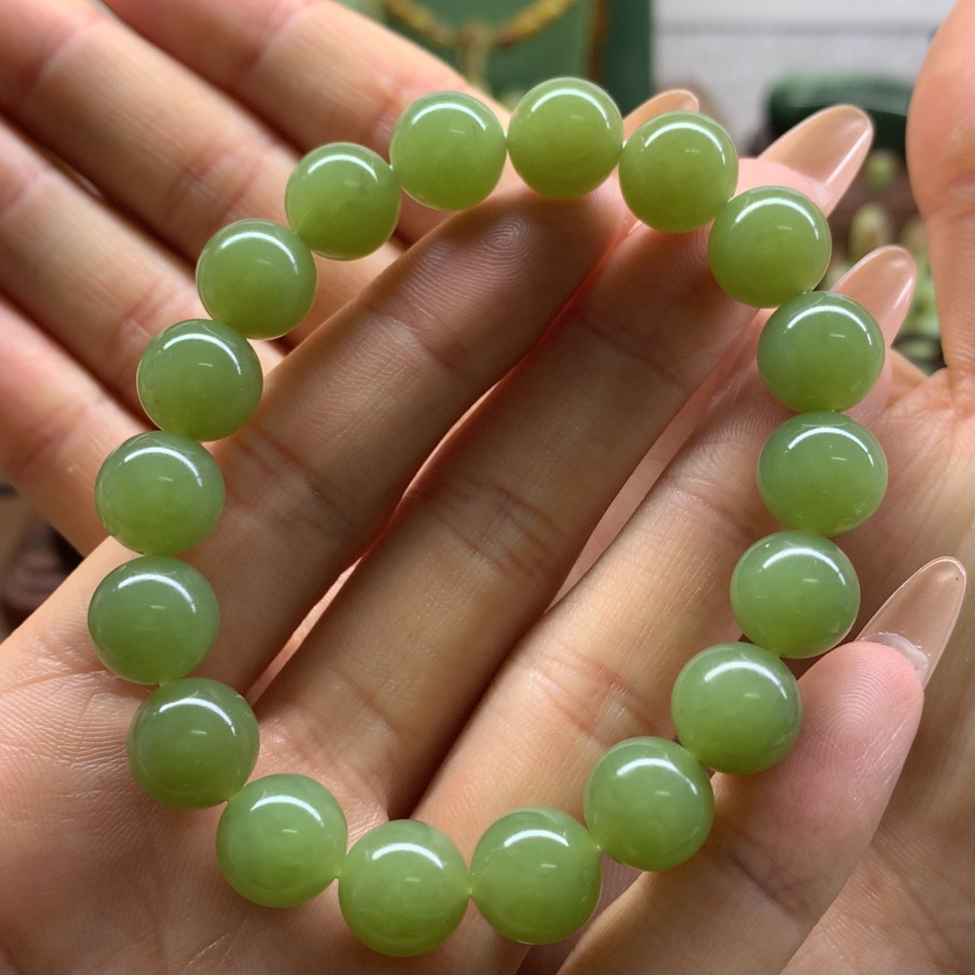 和田玉手链未镶嵌柒*星11