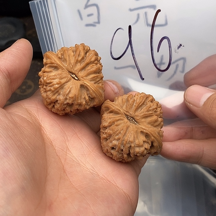 吊坠文玩核桃W@646964969496496