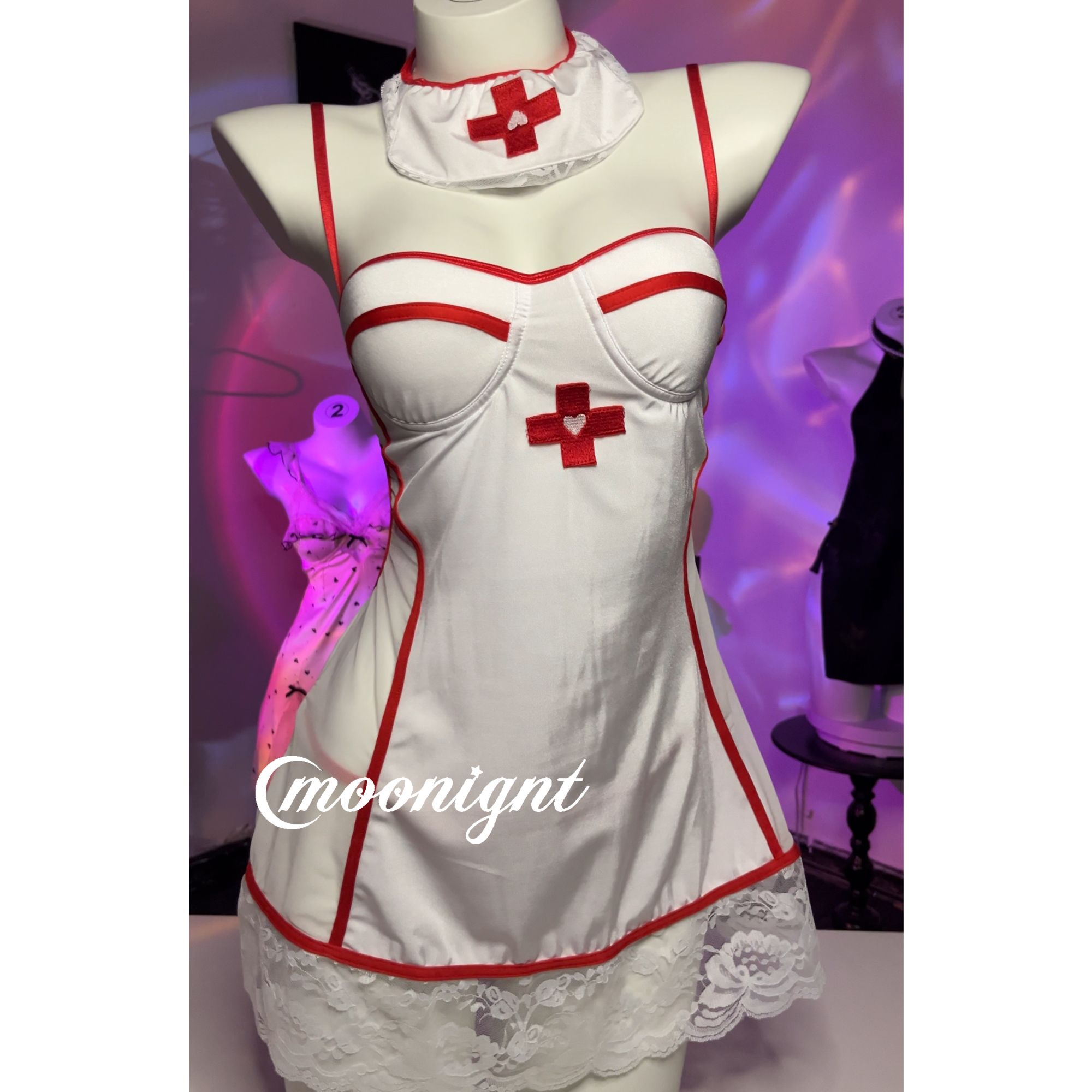 修身吊带蕾丝小摆裙加胸垫睡衣睡裙