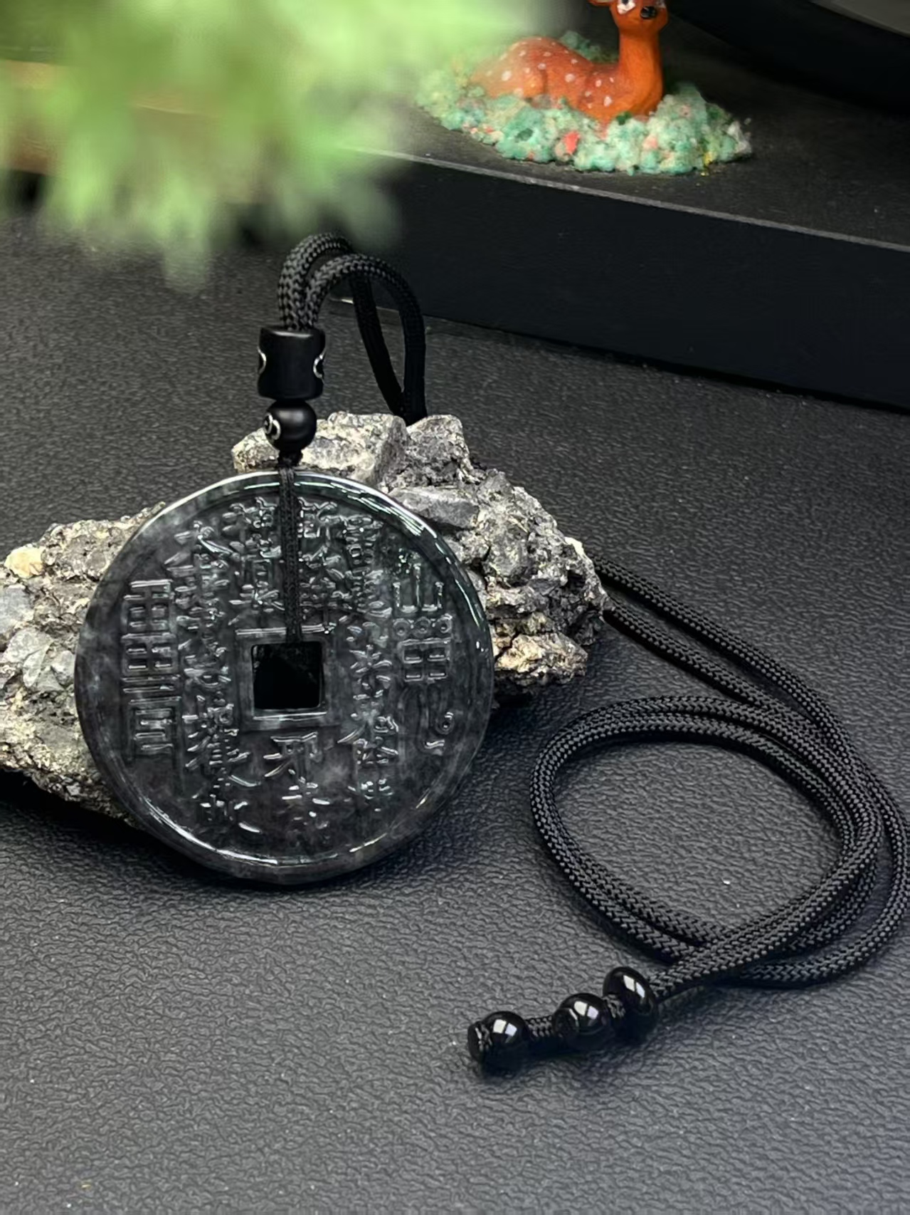 297101/天然缅甸翡翠A货山鬼  多样性一件发