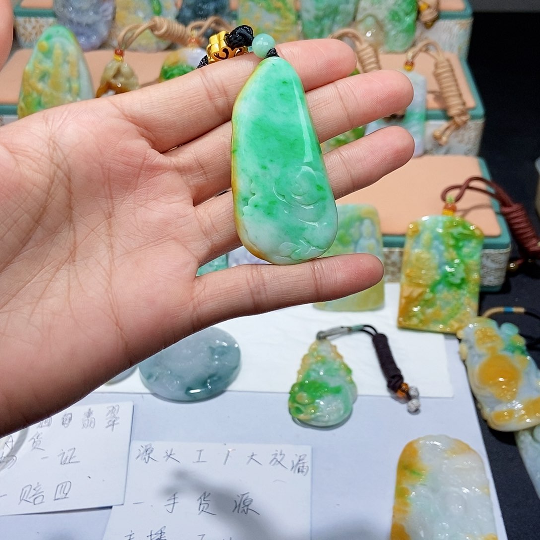 定制翡翠未镶嵌用****5天然翡翠A货一物一证