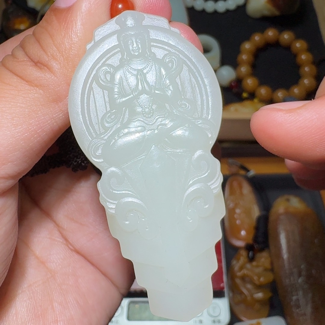 和田玉颈饰未镶嵌