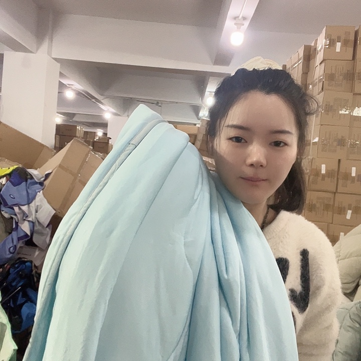 莱赛尔蓝色被子8号