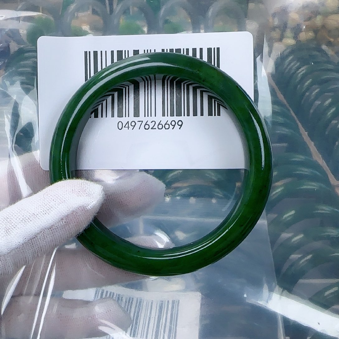 和田玉（碧玉）手镯未镶嵌61