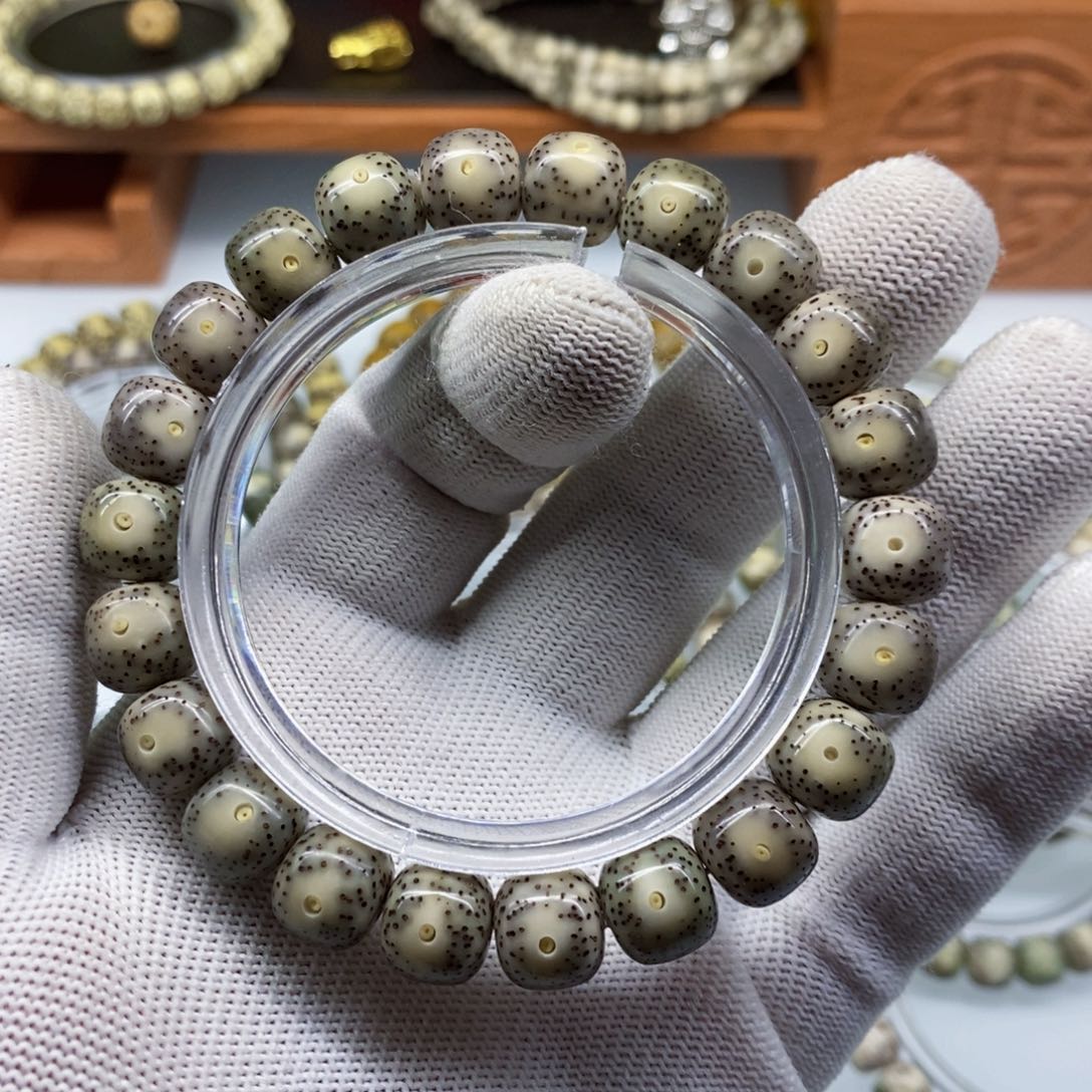 星月菩提吊坠C****r星月菩提