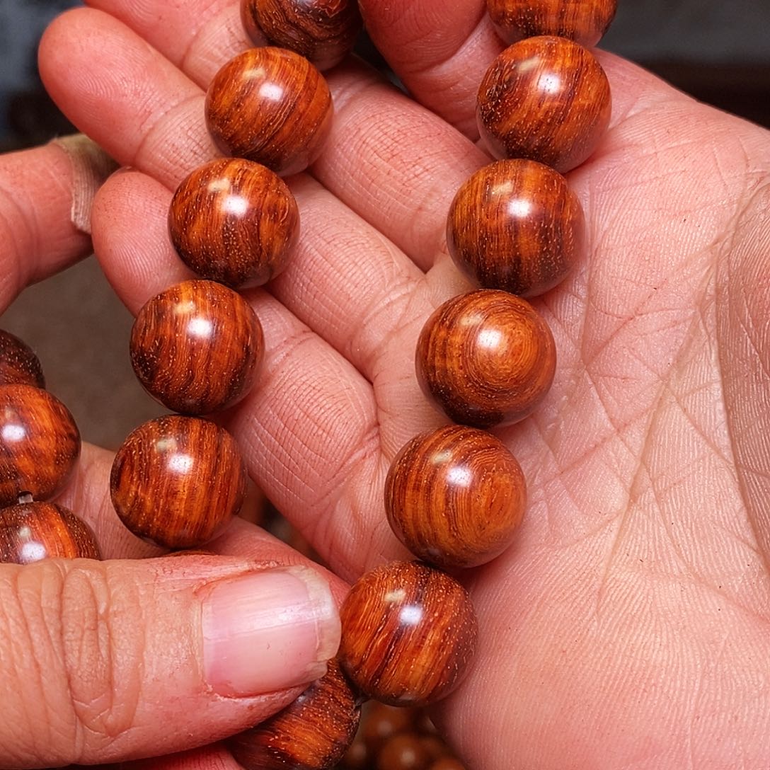 檀香紫檀（小叶紫檀）手串1.5