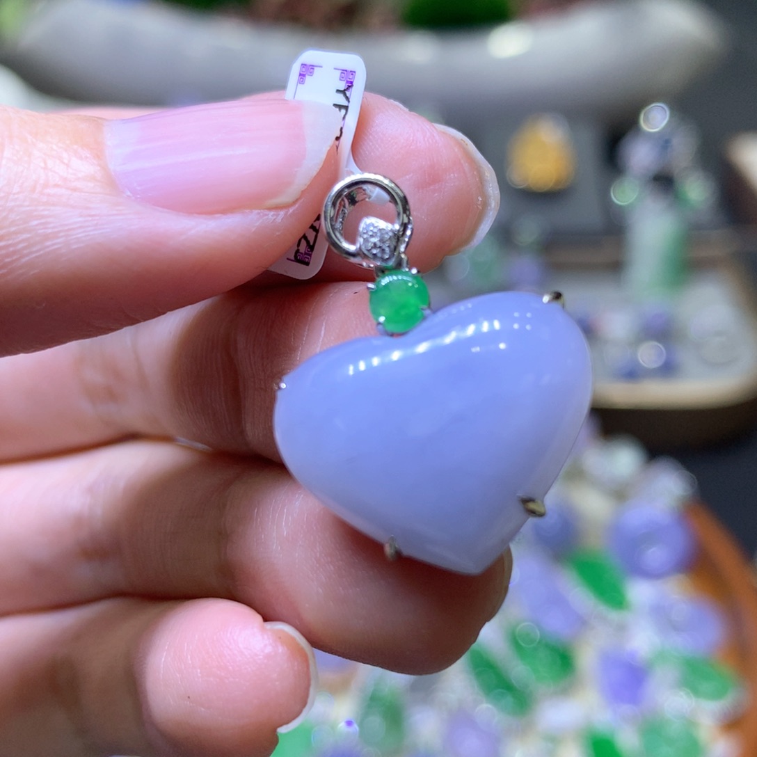 【闪购商品】翡翠颈饰18K金镶嵌翡翠吊坠项链