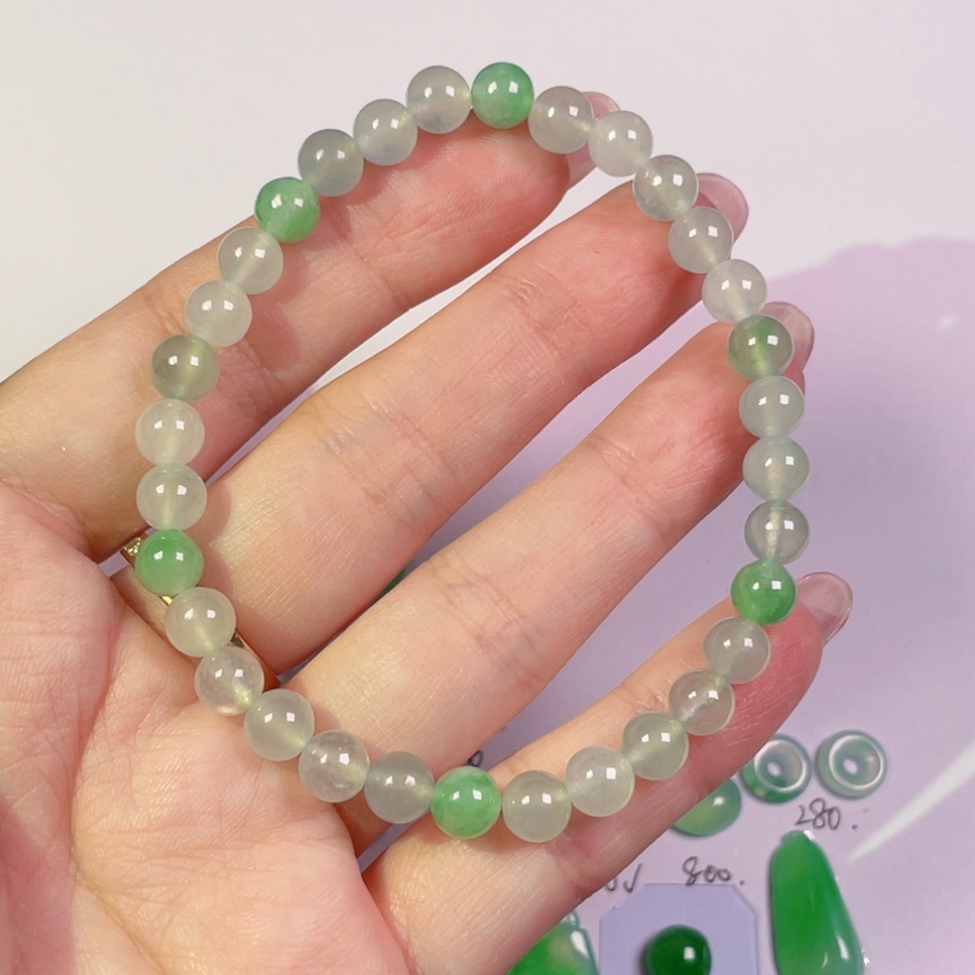 翡翠未镶嵌颈饰裸石6