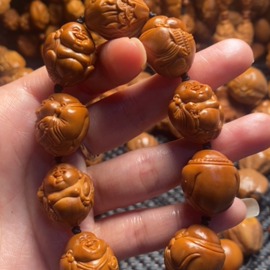 橄榄核吊坠八大弥勒