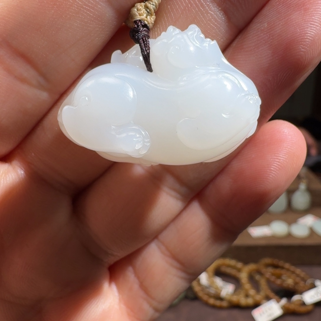 和田玉挂件未镶嵌